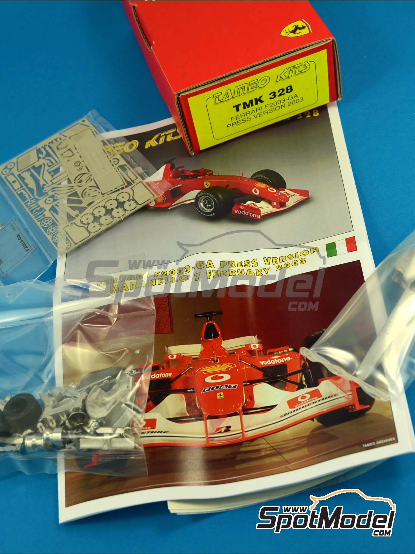 Tameo Kits TMK328: Car scale model kit 1/43 scale - Ferrari F2003